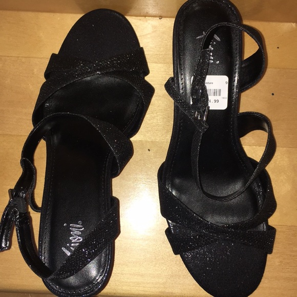 9Wide Black Cocktail Heels Dressy Sandals - Picture 4 of 4